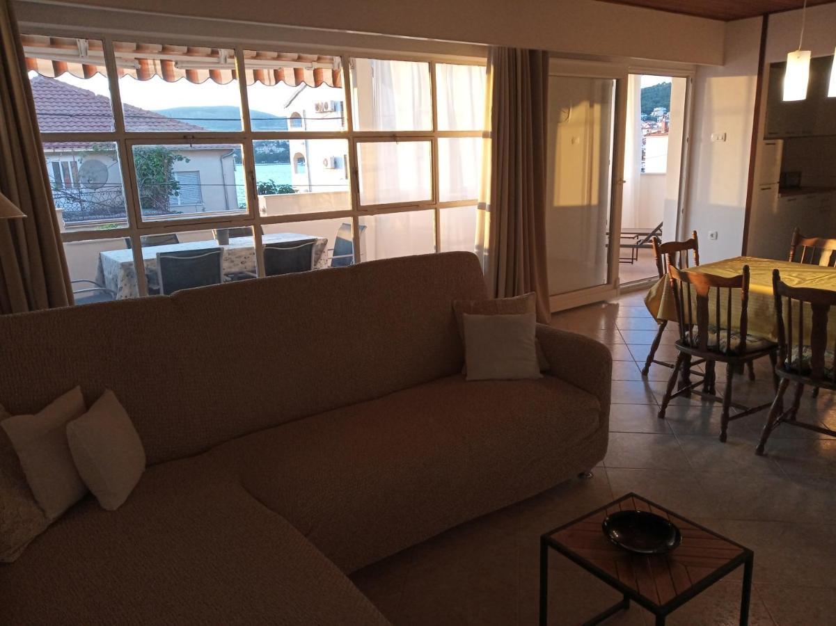 Apartman Mijic Trogir Buitenkant foto