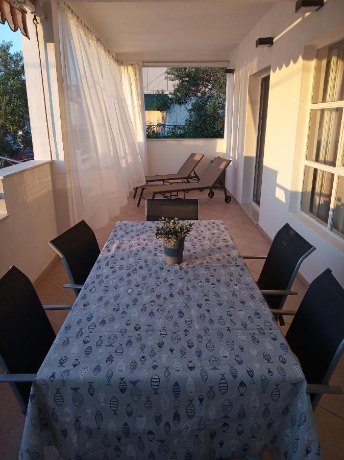 Apartman Mijic Trogir Buitenkant foto