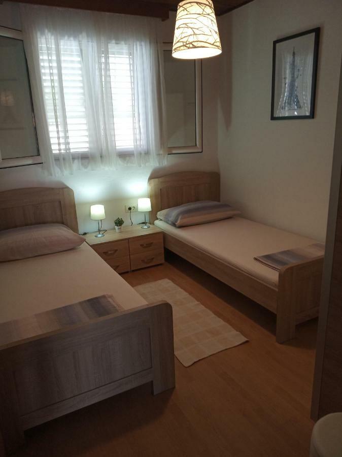 Apartman Mijic Trogir Buitenkant foto
